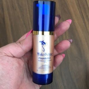 New and unopened Senegence Pearlizer foundation